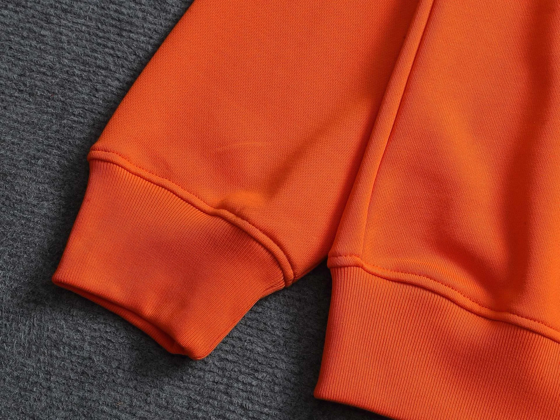 MONCLERClassiclogo Logo ， Retro Same Style 380 Versatile : Black Orange Size：XS S M L